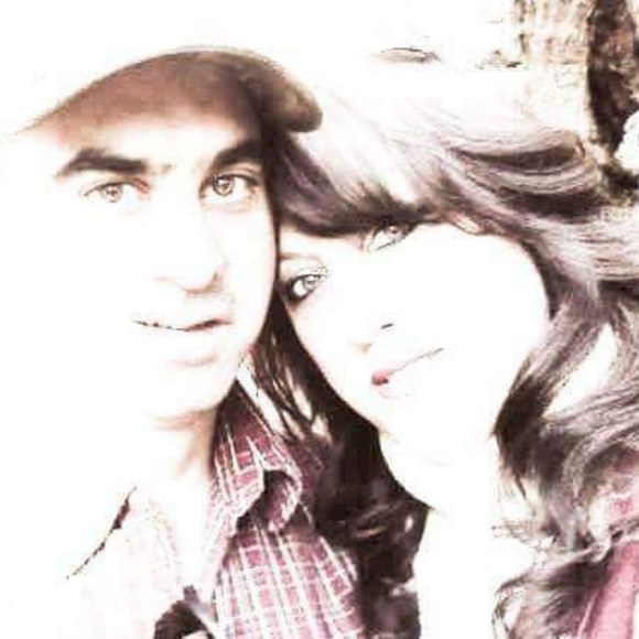 Meet your Posher, Renee - Picture 2 of 6